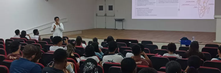 Escolas da rede estadual realizam atividades preparatórias para o Enem 2025