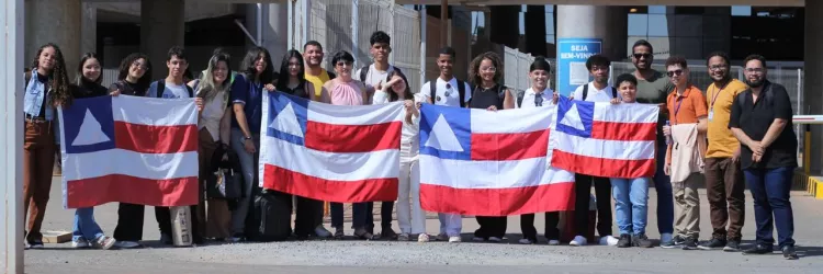 Estudantes da rede estadual da Bahia apresentam projetos em evento do MEC, em Brasília
