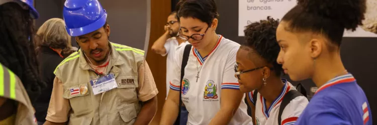 Exposibram: estudantes da rede estadual embarcam em viagem virtual pelo mundo da mineração