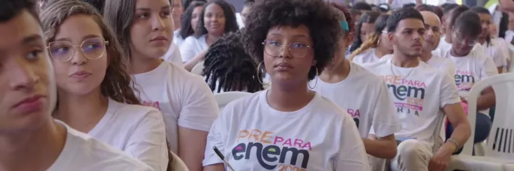 Assista agora o Aulão Prepara Enem 2025