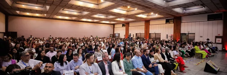Bahia realiza abertura do Seminário Estadual Bolsa Família em Ação