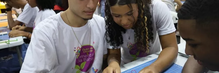 Residências de Aprendizagem Criativa