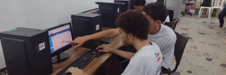 Com ações em toda Bahia, rede estadual impulsiona pedidos de isenção do ENEM