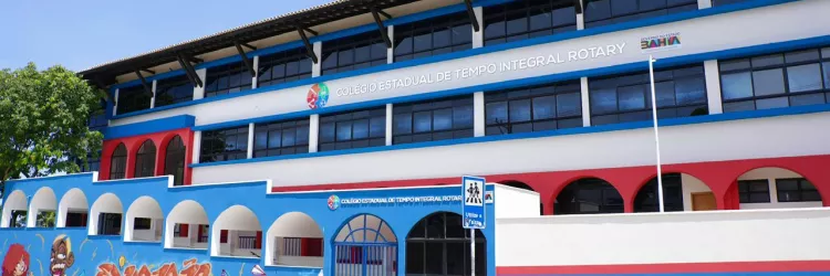 Rotary de Itapuã ganha nova vida com modernização e reforça educação integral em Salvador