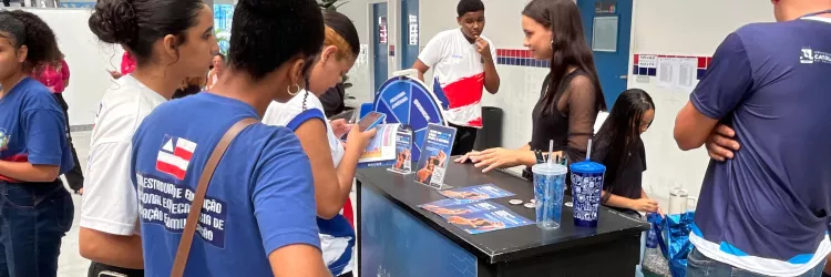 Mais de 2,4 mil estudantes participam do Educatech e se conectam a universidades e ao mundo do trabalho