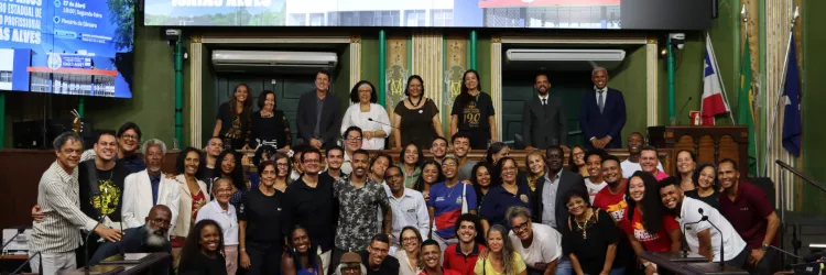 Sessão especial na Câmara Municipal de Salvador celebra 190 anos de colégio da rede estadual