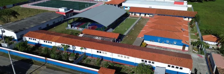 Governo do Estado inaugura primeira etapa de modernização do Colégio Estadual do Conde