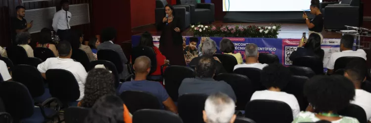 Encontro fortalece diálogo sobre práticas inovadoras e uso responsável das tecnologias na Educação