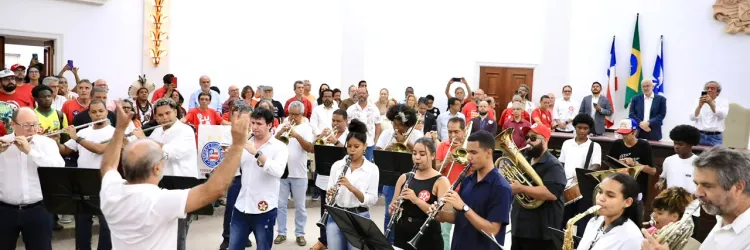 Educadores e estudantes abordam rumos da Educação Superior no Brasil em debate na UFBA