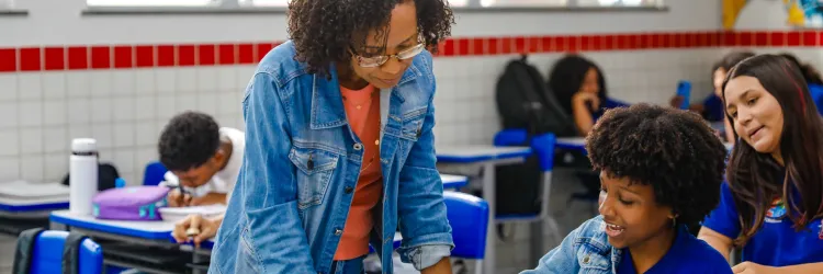 Estado homologa 1.122 professores e coordenadores pedagógicos aprovados em concurso da Educação do Edital nº 032022