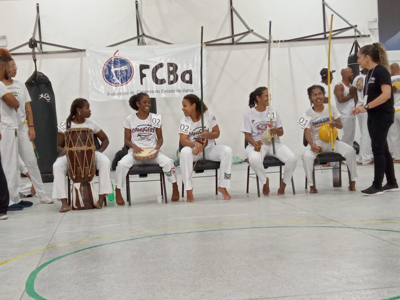 atletas baianos de capoeira