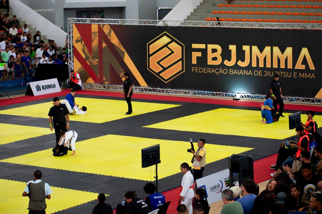 Campeonato de Jiu Jitsu no Ginásio de Cajazeiras. 