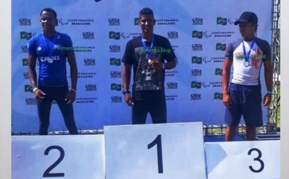 Os canoístas Diego (Itacaré), Filipe e Evandilson (Ubaitaba) conquistam os 1º lugares