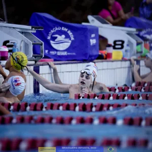 Campeonato Brasileiro Interclubes infantil de Natação na Piscina Olímpica da Bahia. Créditos: Divulgação/Daniel Oshiro/FBDA.