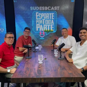 Os convidados Gustavo Miranda e Rodrigo Farias junto com os apresentadores Marcus Carneiro e Madson Souza. Crédito: Divulgação