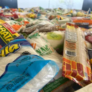 Alimentos doados pela Sudesb ao programa Bahia sem Fome. Créditos: Maurício Viana/Ascom Sudesb.