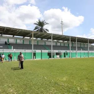 Entrega reforma do Estádio de Itajuípe - André Fofano Ascom SEC