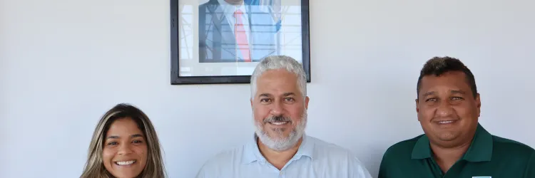 Paola Reis, Diogo Rios e Leonardo Gonçalves na Sudesb. Créditos: Maurício Viana/Ascom Sudesb.