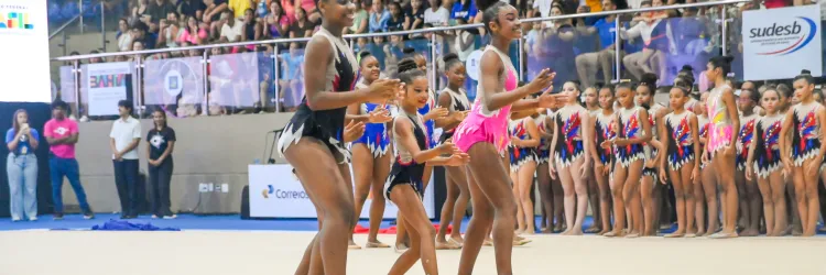 ALUNAS DO PROJETO CAGIBA FOTOS JONAS FARIA 