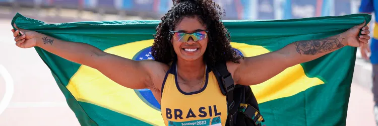 RAISSA MACHADO-Foto Cris Maattos