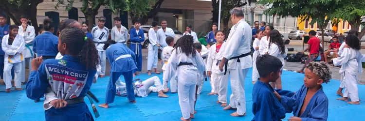 Aula de judô em Itabuna - foto divugação