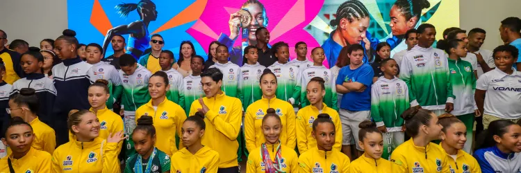 Atletas no Lançamento do FazAtleta 22025 - Ricardo Filho Ascom Setre.