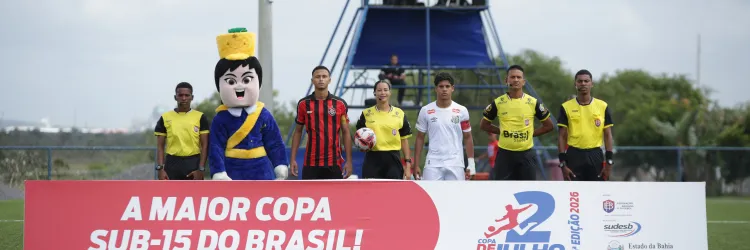 Final foi disputada entre Vitória e Santos.