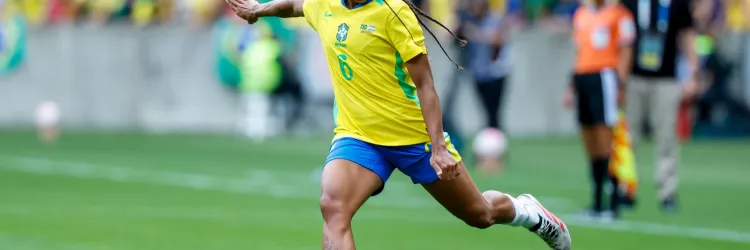 A jacobinense Raissa terá a oportunidade de entrar em campo pela quinta vez com a amarelinha nesta terça-feira, 13, às 20h30