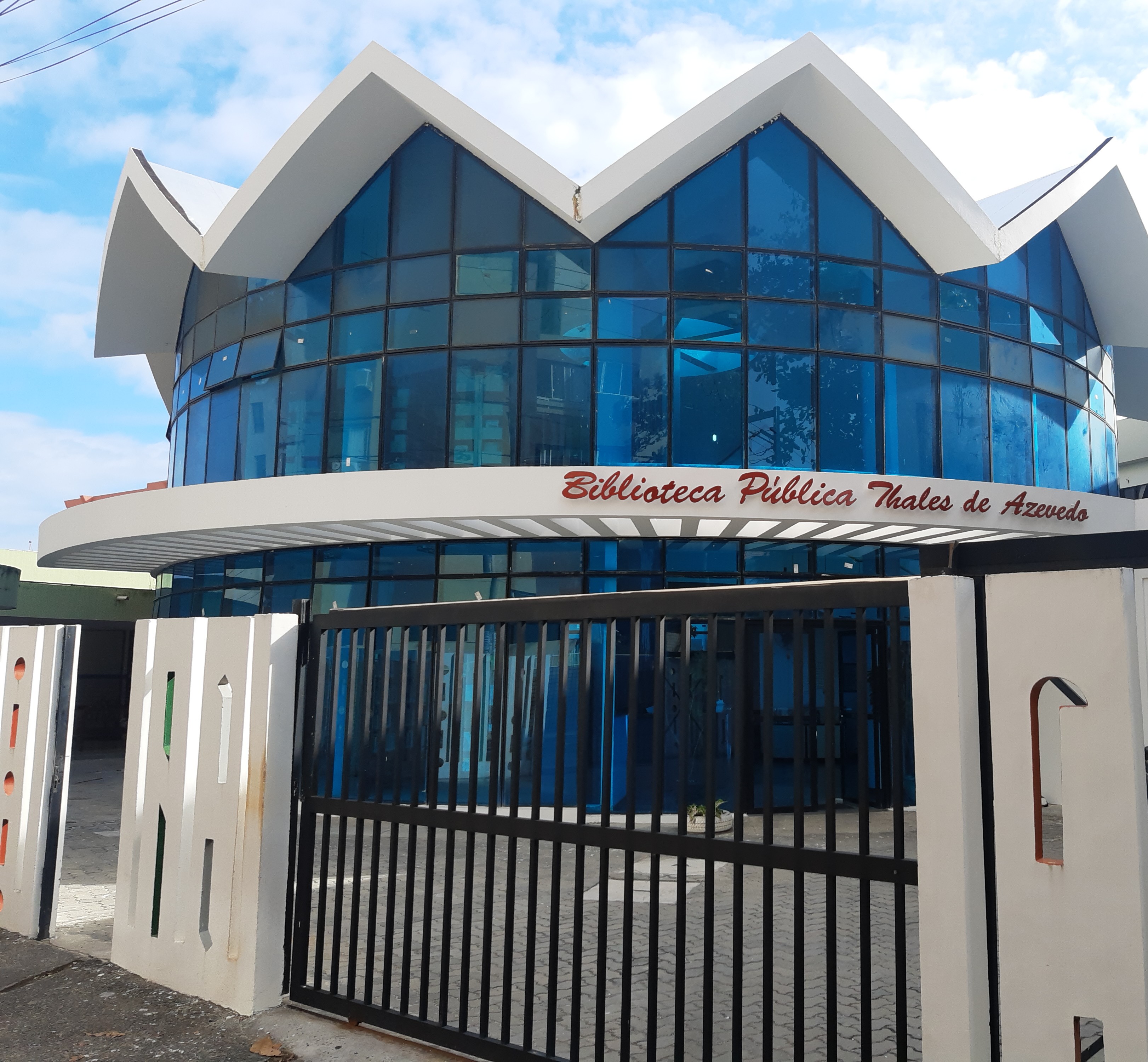 Biblioteca Thales de Azevedo celebra 29 anos