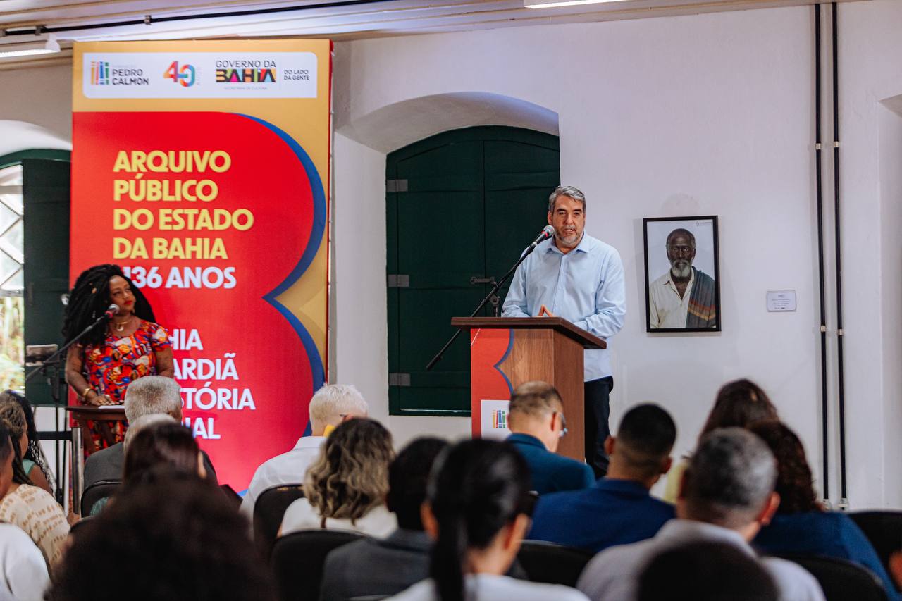 Governo da Bahia recebe certificação internacional ‘Memória do Mundo’ da UNESCO e oficializa sede própria do Arquivo Público