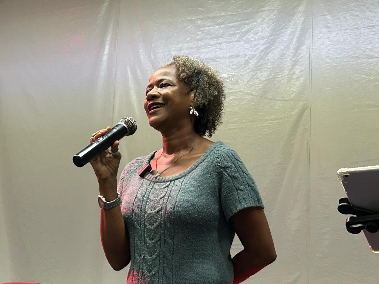 Thales de Azevedo celebra 29 anos 