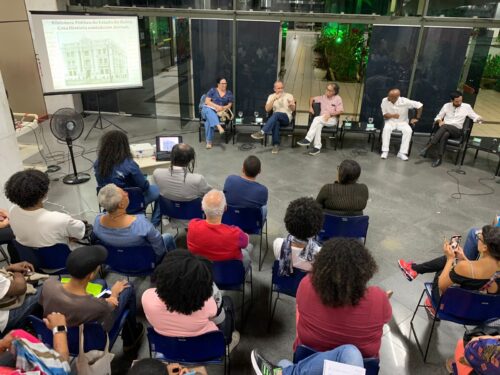 Encontro com historiador
