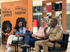 Campanha que arrecada bonecas pretas como forma de enfrentamento ao racismo é lançada na Biblioteca Central da Bahia