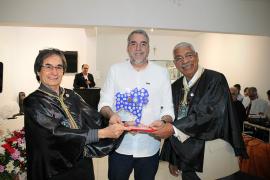 Academias de Letras da Bahia prestam homenagem ao diretor-geral da Fundação Pedro Calmon pela valorização à produção baiana