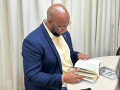 FPC recebe exemplares do livro Histórias em Salvador