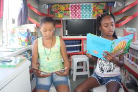 Biblioteca_movel_foto_Nerivaldo_Goes