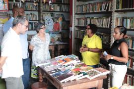 photo_4902517775122148252_y