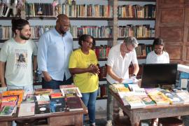 photo_4902517775122148255_y