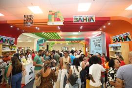 53689183732_50bc232a2a_w