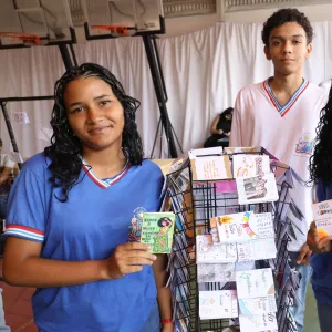 Festas e feiras literárias fortalecem leitura e engajam estudantes da rede estadual em toda Bahia