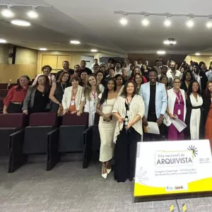 Impactos da eficiência na gestão documental de saúde foi tema do Dia do Arquivista realizado entre FPC e Sesab