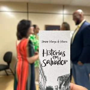 FPC recebe exemplares do livro Histórias em Salvador