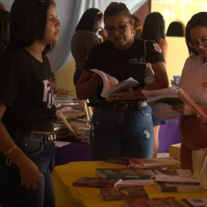 FLIAVE reuniu escritores, editoras baianas, manifestações populares,  apresentações e premiações estudantis em sua primeira edição