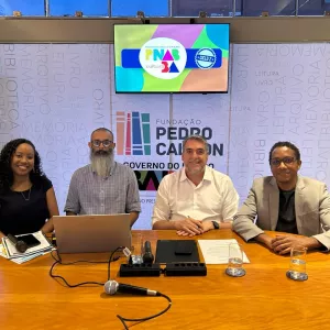 Ingrid Paixão, Walter Silva, Sandro Magalhães e Anielson Santos debateram os Editais na livre