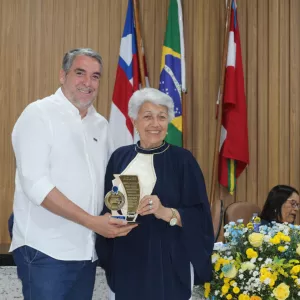FPC recebe medalha Dr. Paulo Batista Machado da Academia de Letras e Artes de Senhor do Bonfim em reconhecimento ao Bahia Literária 