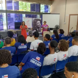 Palestra “Mulheres Brasileiras em Movimento"