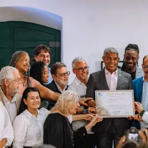 Governo da Bahia recebe certificação internacional ‘Memória do Mundo’ da UNESCO e oficializa sede própria do Arquivo Público
