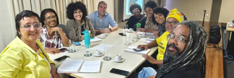 A tarde desta segunda-feira (14) foi marcada pelo retorno dos trabalhos do Conselho Deliberativo do Plano Estadual do Livro e da Leitura. Conselheiras e conselheiros se reuniram no auditório Kátia Matosso, na Biblioteca Central do Estado da Bahia. Em pauta, a atualização do Plano Estadual do Livro e da Leitura, Presente na reunião, o diretor-geral da Fundação Pedro Calmon, Sandro Magalhães, que também é membro do Conselho, representando a Secretaria de Cultura da Bahia, ressaltou que a atualização do Plano 