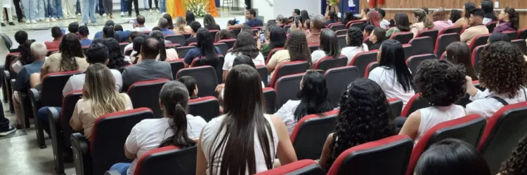 Condeúba recebeu com muito entusiasmo, a terceira edição da Feira de Literatura Itinerante de Condeúba (Flicon)