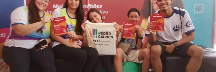 Em edição histórica, Flifs reúne cerca de 60 mil pessoas e distribui 10 mil vales-livro em Feira de Santana